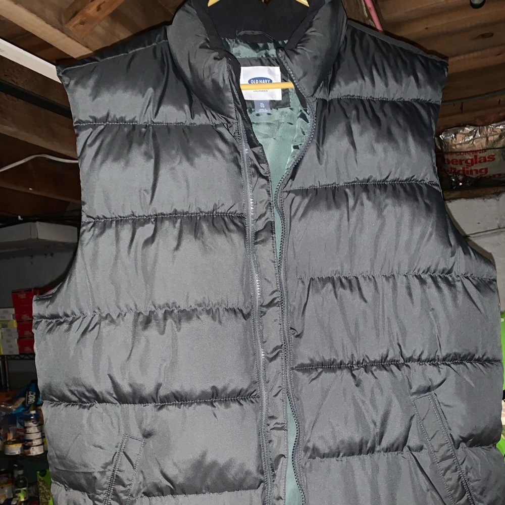 Old Navy Puffer Vest